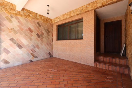 Garagem de casa à venda com 3 quartos, 150m² em Cidade São Mateus, São Paulo