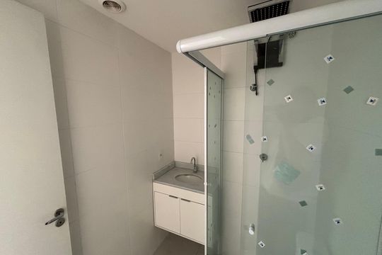 Banheiro de apartamento à venda com 2 quartos, 42m² em Vila Cosmopolita, São Paulo