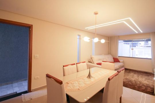 Sala de casa à venda com 3 quartos, 274m² em Vila Mangalot, São Paulo