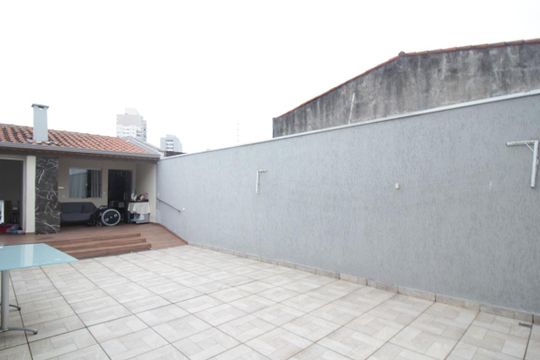 Quintal de casa à venda com 3 quartos, 274m² em Vila Mangalot, São Paulo