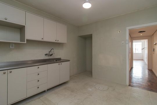 Apartamento para alugar com 3 quartos, 130m² em Centro Histórico, Porto Alegre