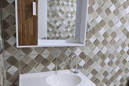 Banheiro de apartamento para alugar com 1 quarto, 49m² em Jardim da Laranjeira (Zona Leste), São Paulo