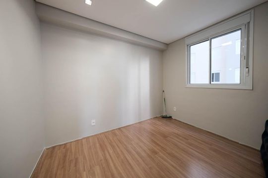 Quarto 1 de apartamento para alugar com 2 quartos, 34m² em Jardim Jaú (zona Leste), São Paulo