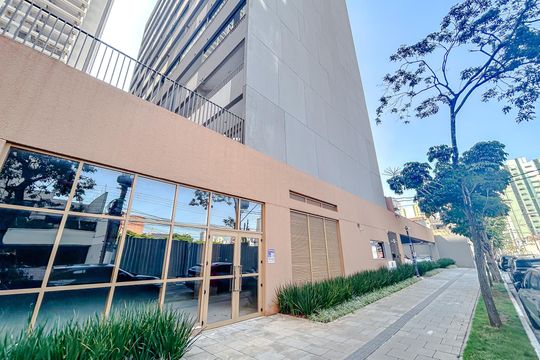 Fachada com Plaquinha de kitnet/studio à venda com 1 quarto, 24m² em Tatuapé, São Paulo