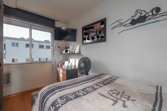 Quarto de apartamento à venda com 2 quartos, 54m² em Jardim Sabará, Porto Alegre