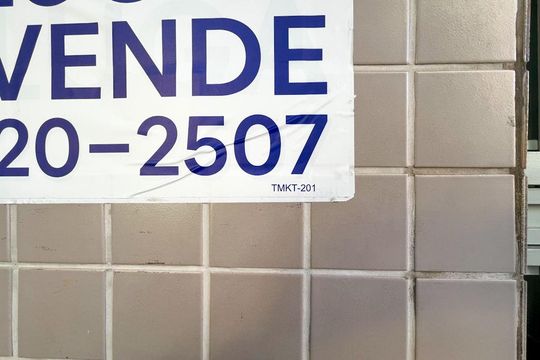 Plaquinha de apartamento à venda com 2 quartos, 83m² em Bom Retiro, São Paulo