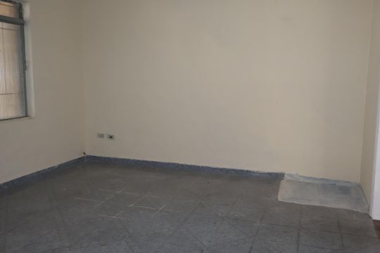 Sala de casa para alugar com 3 quartos, 100m² em Vila Margarida, São Paulo