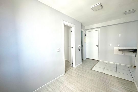 Sala de apartamento à venda com 2 quartos, 37m² em Vila das Bandeiras, Guarulhos