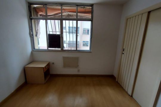 Quarto de apartamento à venda com 2 quartos, 85m² em Fonseca, Niterói