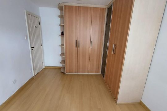 Quarto de apartamento à venda com 2 quartos, 85m² em Fonseca, Niterói