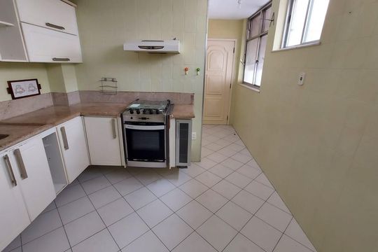 Cozinha de apartamento à venda com 2 quartos, 85m² em Fonseca, Niterói