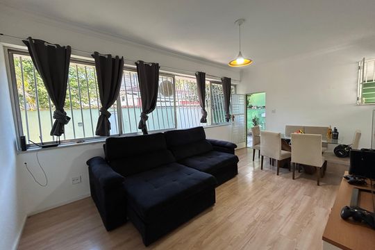 Casa para alugar com 3 quartos, 600m² em Praça Seca, Rio de Janeiro