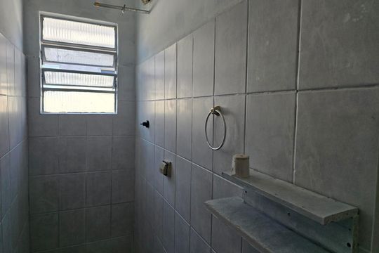 Banheiro Social de casa para alugar com 2 quartos, 75m² em Jardim Adriana, Guarulhos