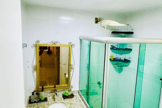 Banheiro de apartamento para alugar com 2 quartos, 50m² em São Marcos, Salvador