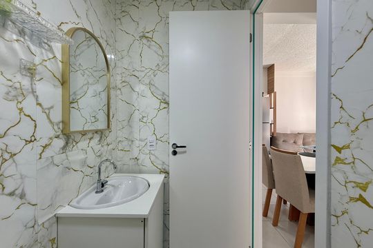 Banheiro  de apartamento à venda com 2 quartos, 36m² em Socorro, São Paulo