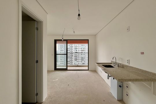 Cozinha de kitnet/studio à venda com 1 quarto, 25m² em Santo Amaro, São Paulo