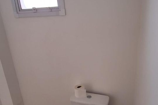 Casa de Condomínio para alugar com 2 quartos, 65m² em Água Espraiada, Cotia