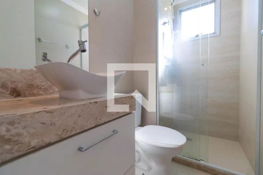 Banheiro de apartamento à venda com 2 quartos, 52m² em Bonfim, Campinas