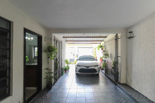 Garagem de casa à venda com 3 quartos, 186m² em Jardim Vila Formosa, São Paulo
