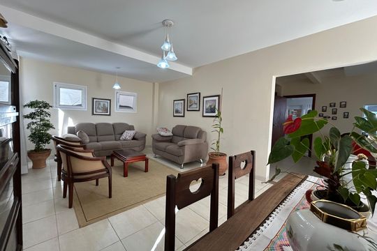 Sala de casa de condomínio para alugar com 4 quartos, 284m² em Morro das Pedras, Florianópolis