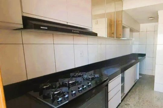 Cozinha de apartamento para alugar com 3 quartos, 90m² em São João Batista, Belo Horizonte