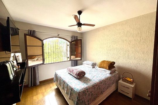 Quarto 1 de casa à venda com 2 quartos, 120m² em Jardim Artur Alvim, São Paulo