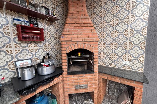 Churrasqueira de casa à venda com 2 quartos, 120m² em Jardim Artur Alvim, São Paulo