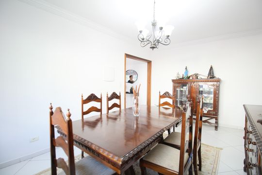 Sala de Jantar de casa à venda com 3 quartos, 227m² em Vila Suzana, São Paulo