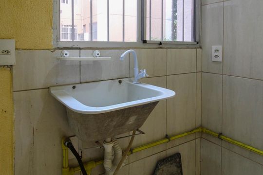 Área de Serviço de apartamento para alugar com 2 quartos, 40m² em Jardim Umarizal, São Paulo