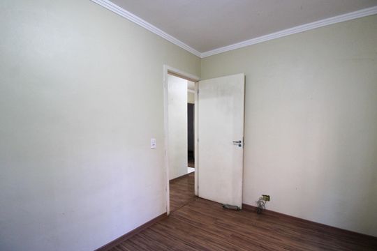 Quarto 1 de apartamento para alugar com 2 quartos, 40m² em Jardim Umarizal, São Paulo