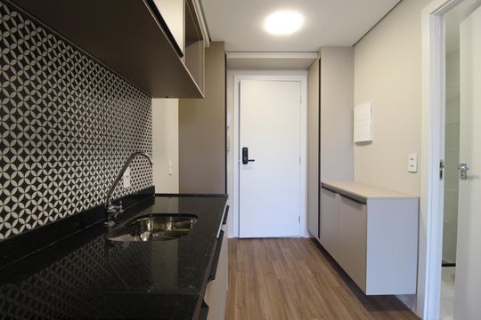 Cozinha de kitnet/studio para alugar com 1 quarto, 25m² em Vila Olímpia, São Paulo