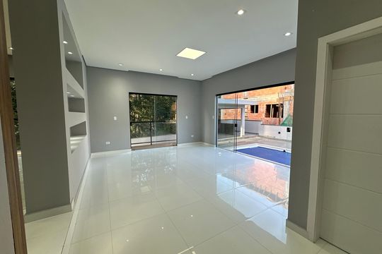 Casa de Condomínio para alugar com 4 quartos, 400m² em Quintas do Ingaí, Barueri