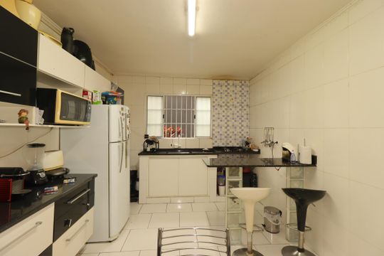 Cozinha da Casa 1 de casa à venda com 4 quartos, 200m² em Vila Floresta, Santo André
