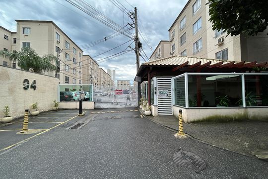 Fachada  de apartamento para alugar com 2 quartos, 43m² em Padre Miguel, Rio de Janeiro