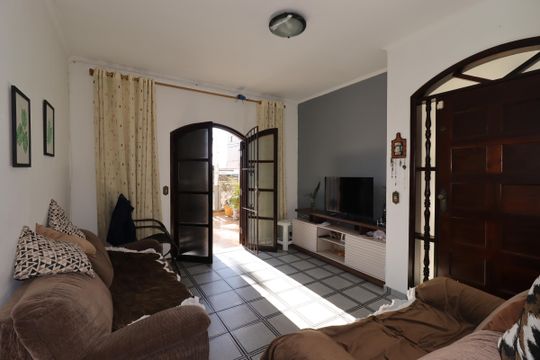 Sala de casa à venda com 3 quartos, 168m² em Vila Silvestre, Santo André