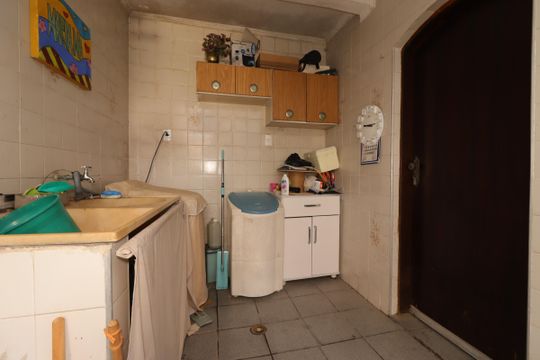 Área de Serviço de casa à venda com 3 quartos, 168m² em Vila Silvestre, Santo André