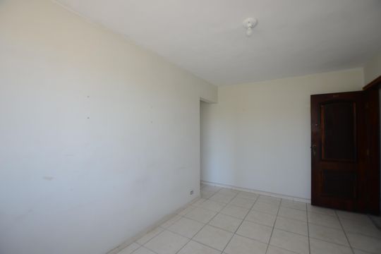 Sala de apartamento para alugar com 1 quarto, 45m² em Madureira, Rio de Janeiro