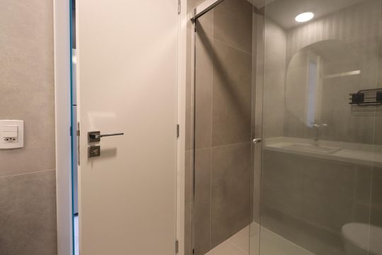 Banheiro de kitnet/studio à venda com 1 quarto, 25m² em Tatuapé, São Paulo