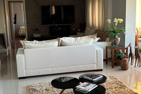 Sala de apartamento à venda com 3 quartos, 132m² em Tamboré, Santana de Parnaíba