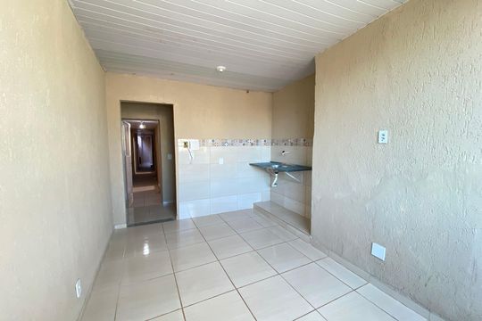 Apartamento para alugar com 1 quarto, 15m² em Quintino Bocaiúva, Rio de Janeiro