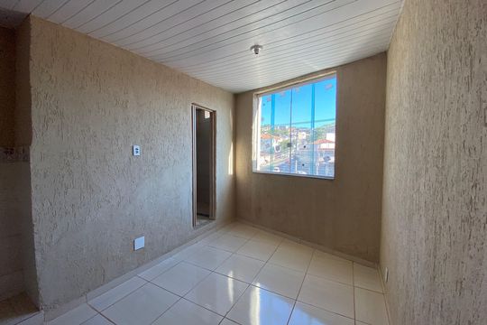 Apartamento para alugar com 1 quarto, 15m² em Quintino Bocaiúva, Rio de Janeiro