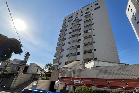 Fachada de apartamento para alugar com 2 quartos, 95m² em Embaré, Santos