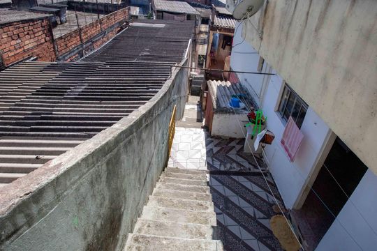 Escada de casa à venda com 3 quartos, 180m² em Casa Grande, Diadema