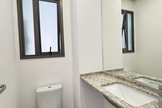 Lavabo de apartamento à venda com 2 quartos, 68m² em Indianópolis, São Paulo