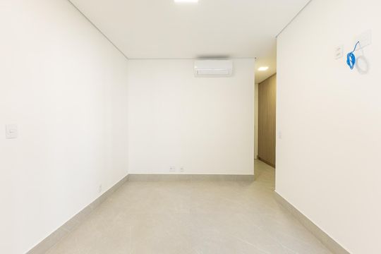 Suíte 1 de apartamento à venda com 2 quartos, 67m² em Indianópolis, São Paulo