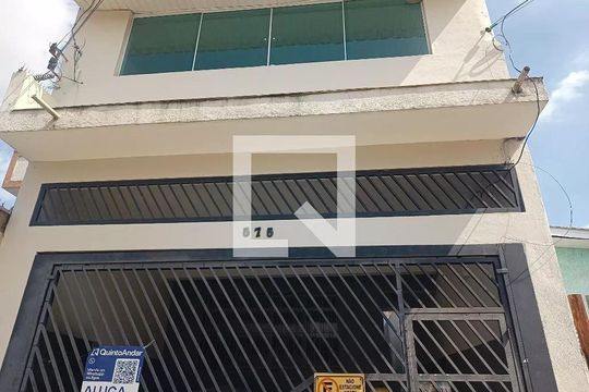 Fachada de casa à venda com 4 quartos, 270m² em Vila Darli, São Paulo