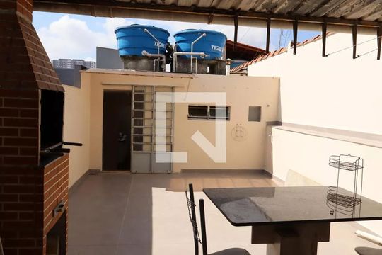 Área comum de casa à venda com 4 quartos, 270m² em Vila Darli, São Paulo