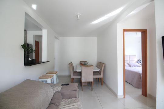 Sala de apartamento à venda com 2 quartos, 47m² em Taquara, Rio de Janeiro