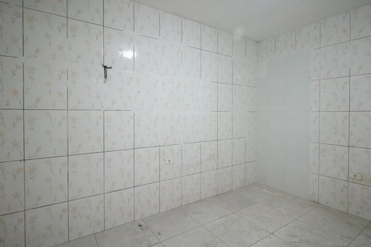 Sala/Cozinha de casa para alugar com 1 quarto, 20m² em Serraria, Diadema