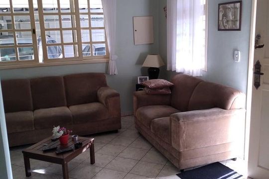 Casa à venda com 2 quartos, 260m² em Jardim Taboao, São Paulo